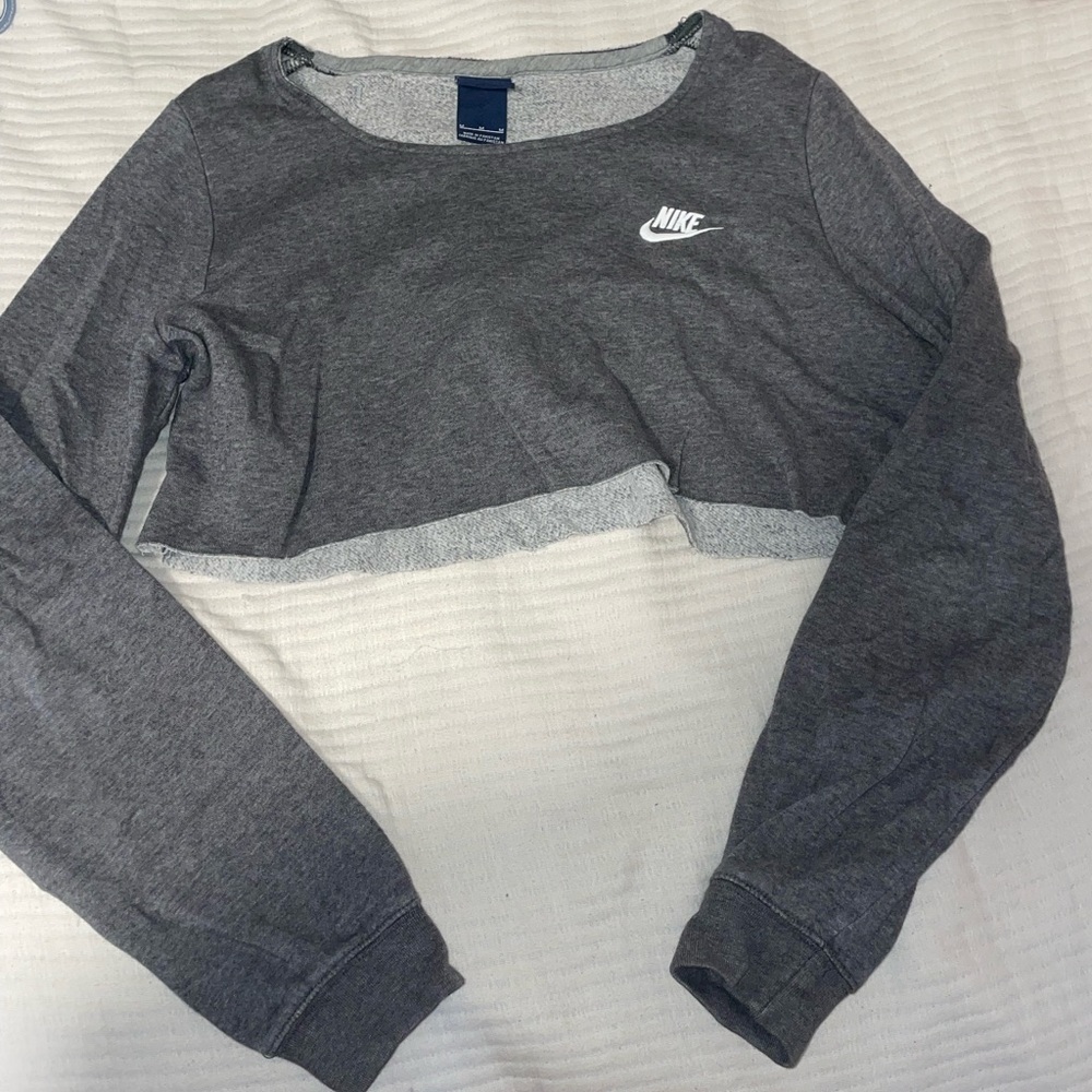 Nike cropped sweatshirt